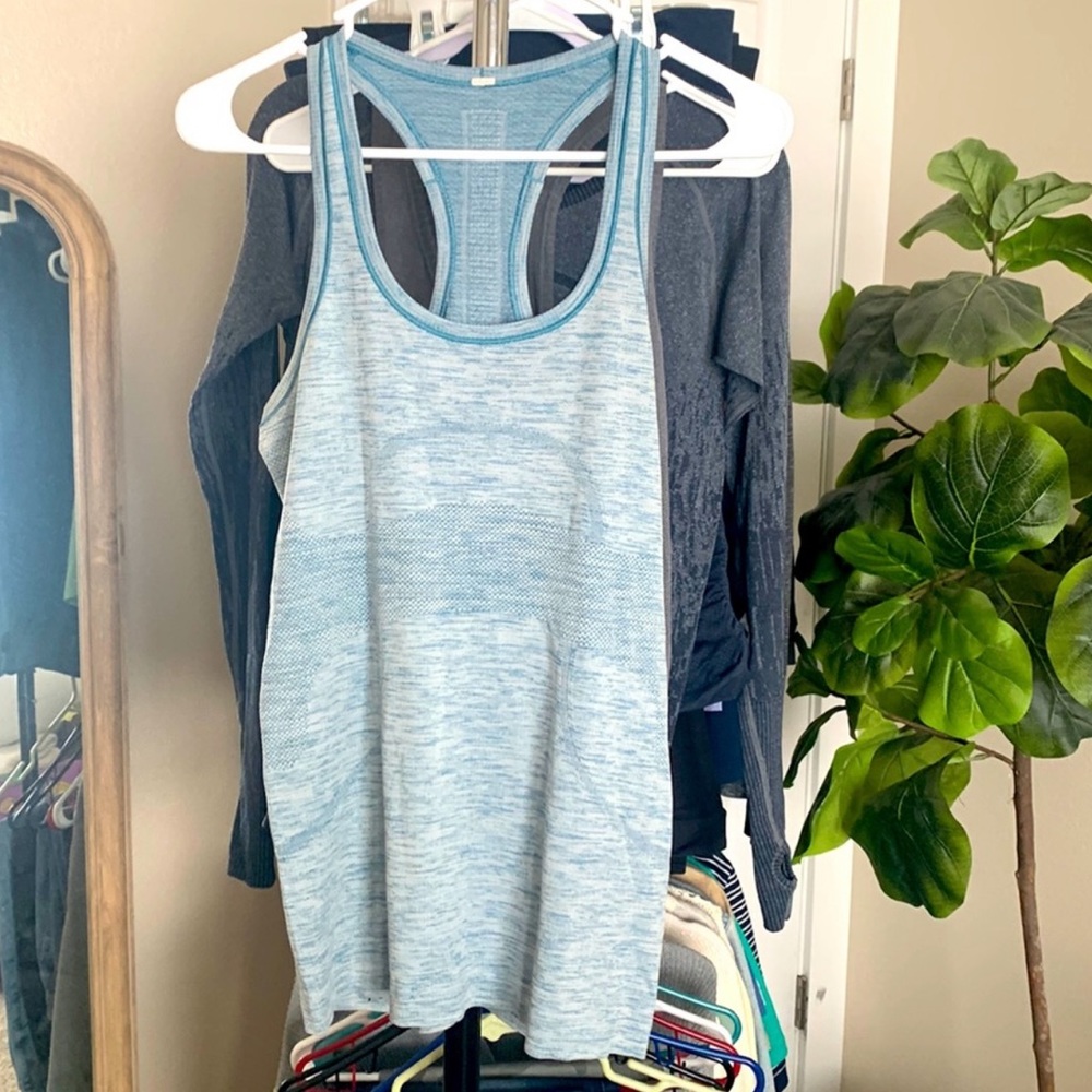 Lululemon swiftly tank space dye light blue running